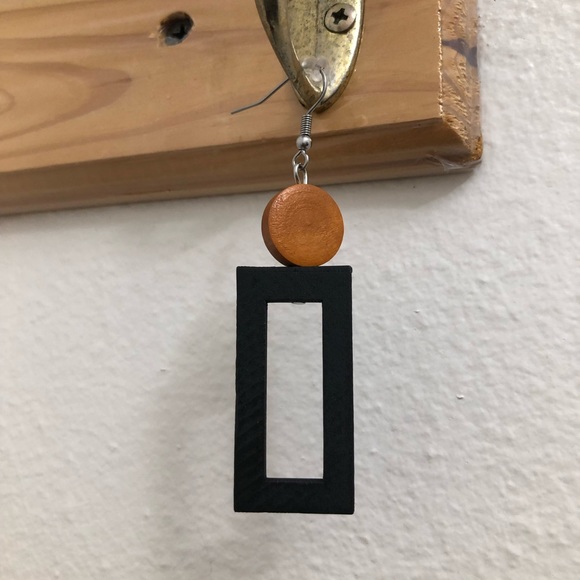 Women's Black/Light Brown African Natural Wooden Dangle Drop Earrings - Picture 4 of 6